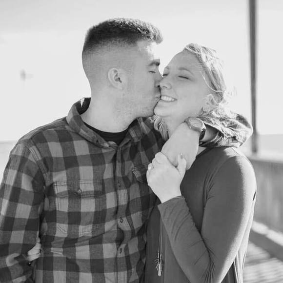 Meet your Posher, Amy - Picture 1 of 1